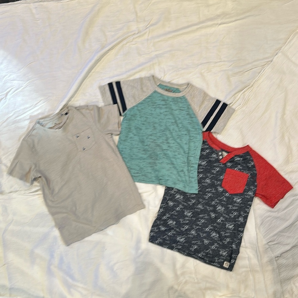 3 Boys tees. Sized 6 and 7.
